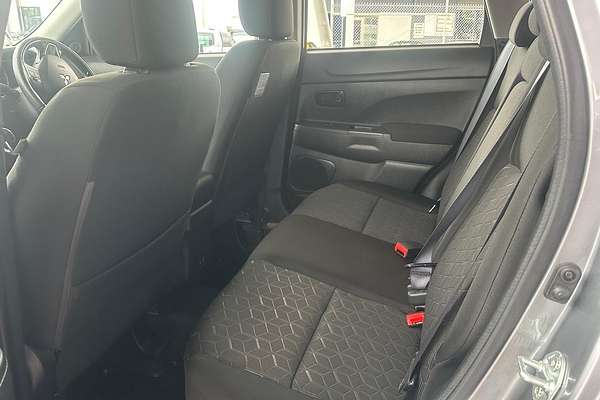 2022 Mitsubishi ASX ES XD
