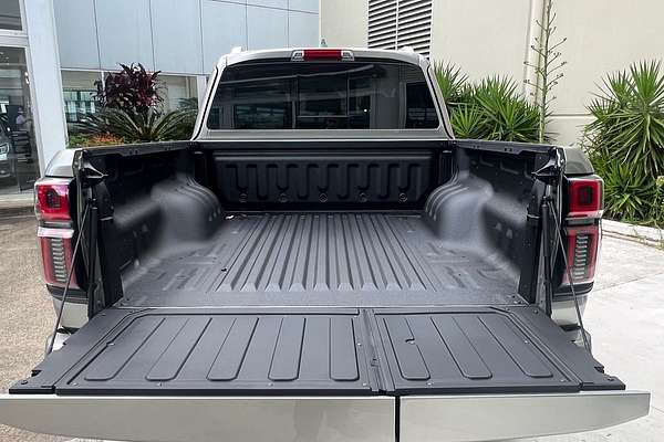 2025 GWM Cannon Alpha Ultra Hybrid P05 4X4