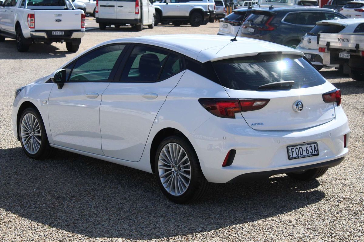 2016 Holden Astra R BK