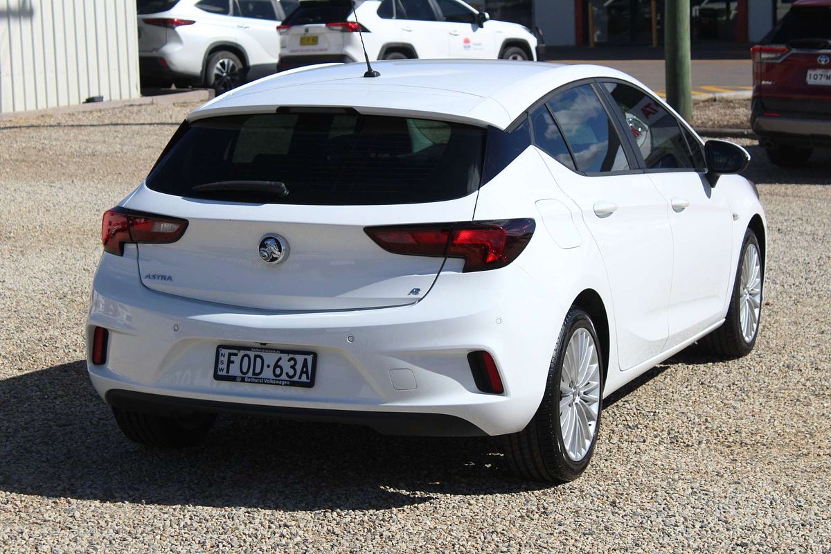 2016 Holden Astra R BK