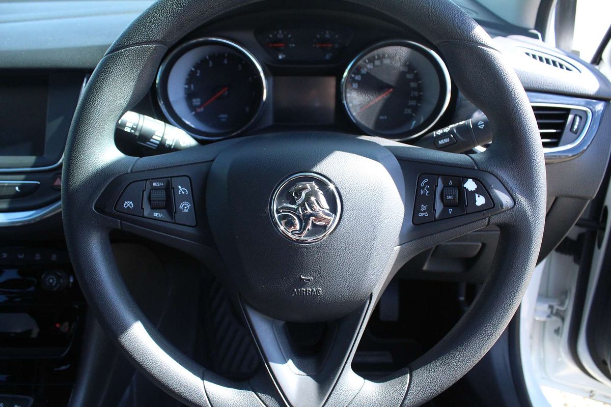 2016 Holden Astra R BK