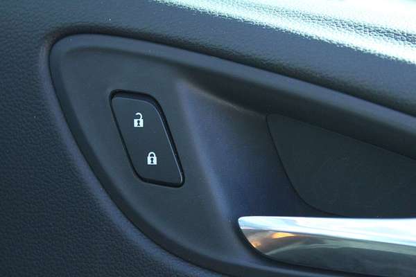 2016 Holden Astra R BK