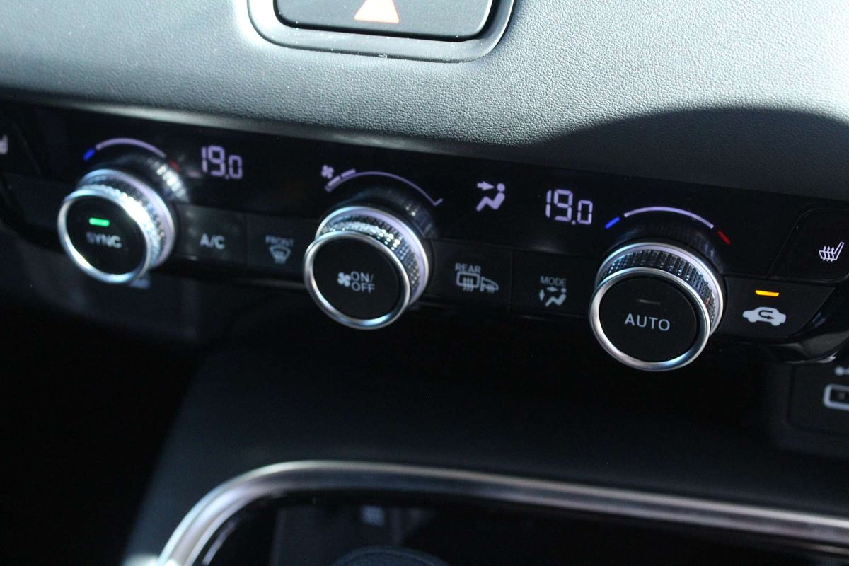 2023 Honda HR-V e:HEV L
