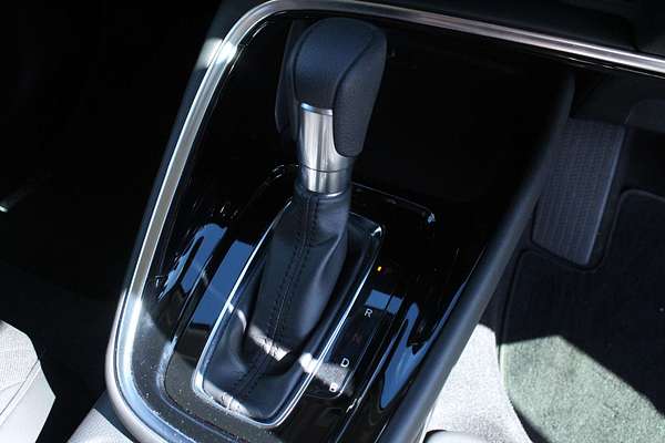 2023 Honda HR-V e:HEV L