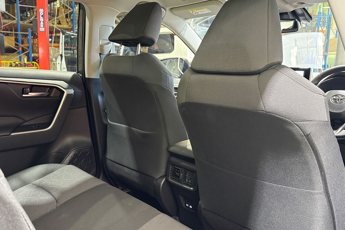 2024 Toyota RAV4 GXL AXAH52R