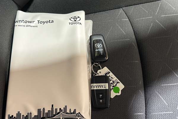 2024 Toyota RAV4 GXL AXAH52R