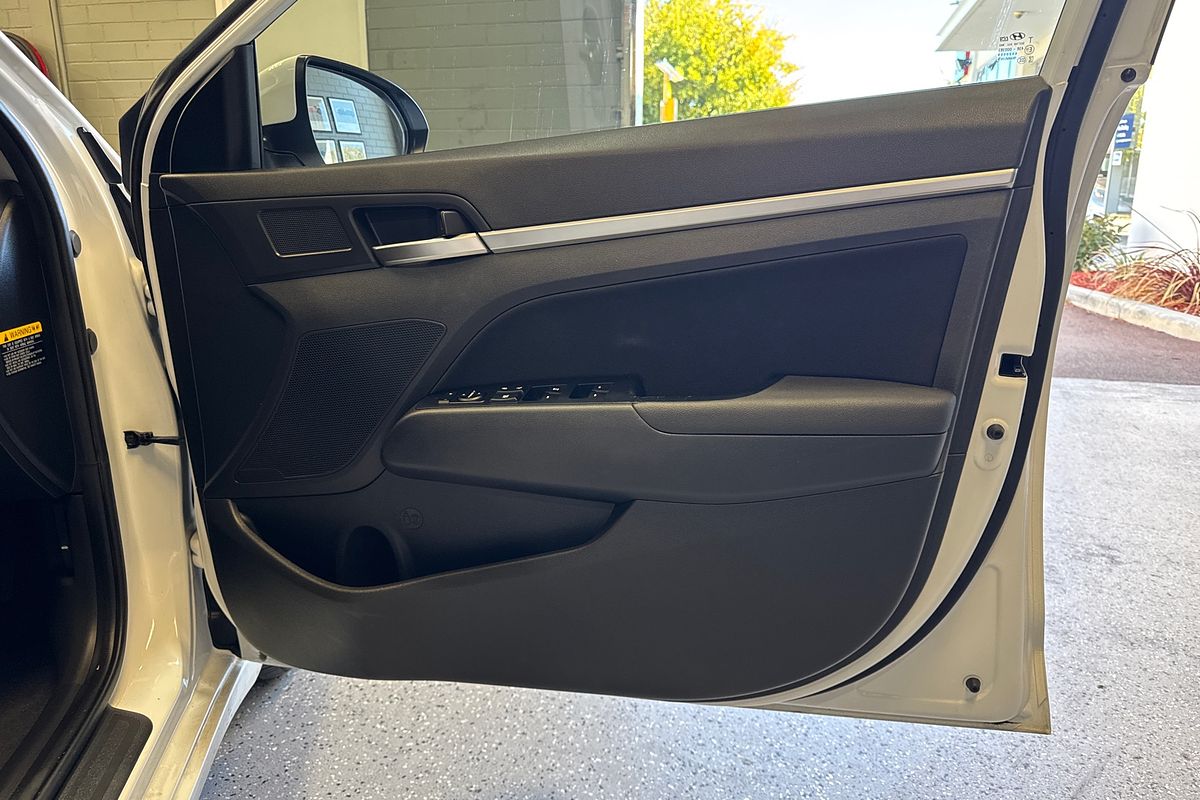 2019 Hyundai Elantra Go AD.2