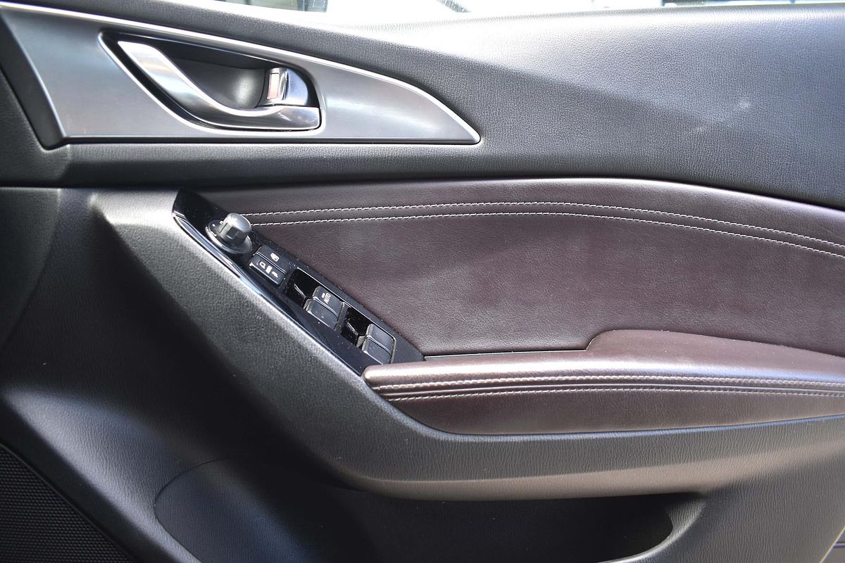 2017 Mazda 3 SP25 GT BN Series