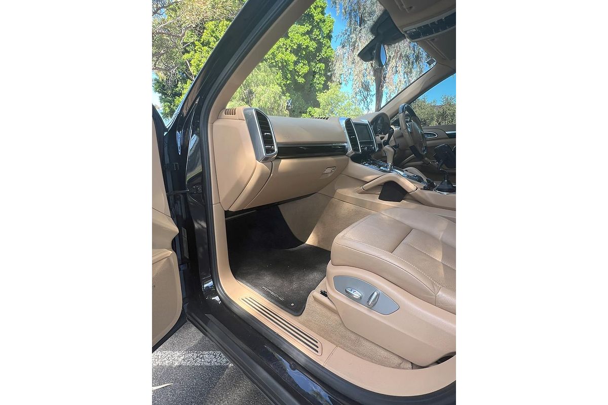 2014 Porsche Cayenne Diesel 92A