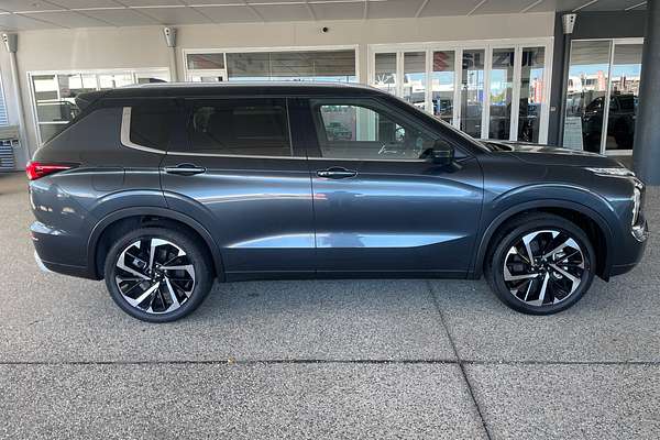 2024 Mitsubishi Outlander Exceed Tourer ZM