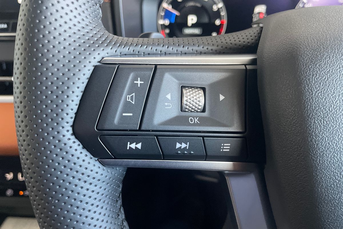2024 Mitsubishi Outlander Exceed Tourer ZM