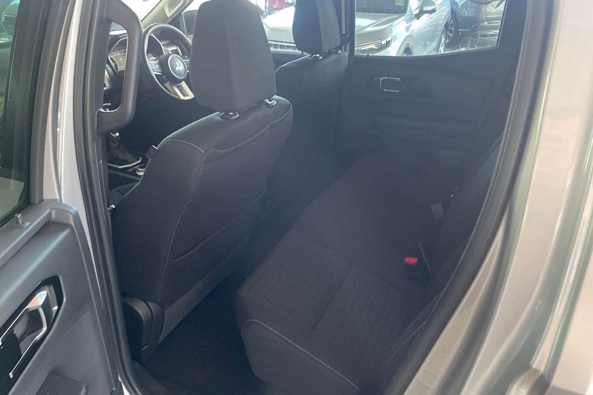 2024 Mitsubishi Triton GLS MV 4X4