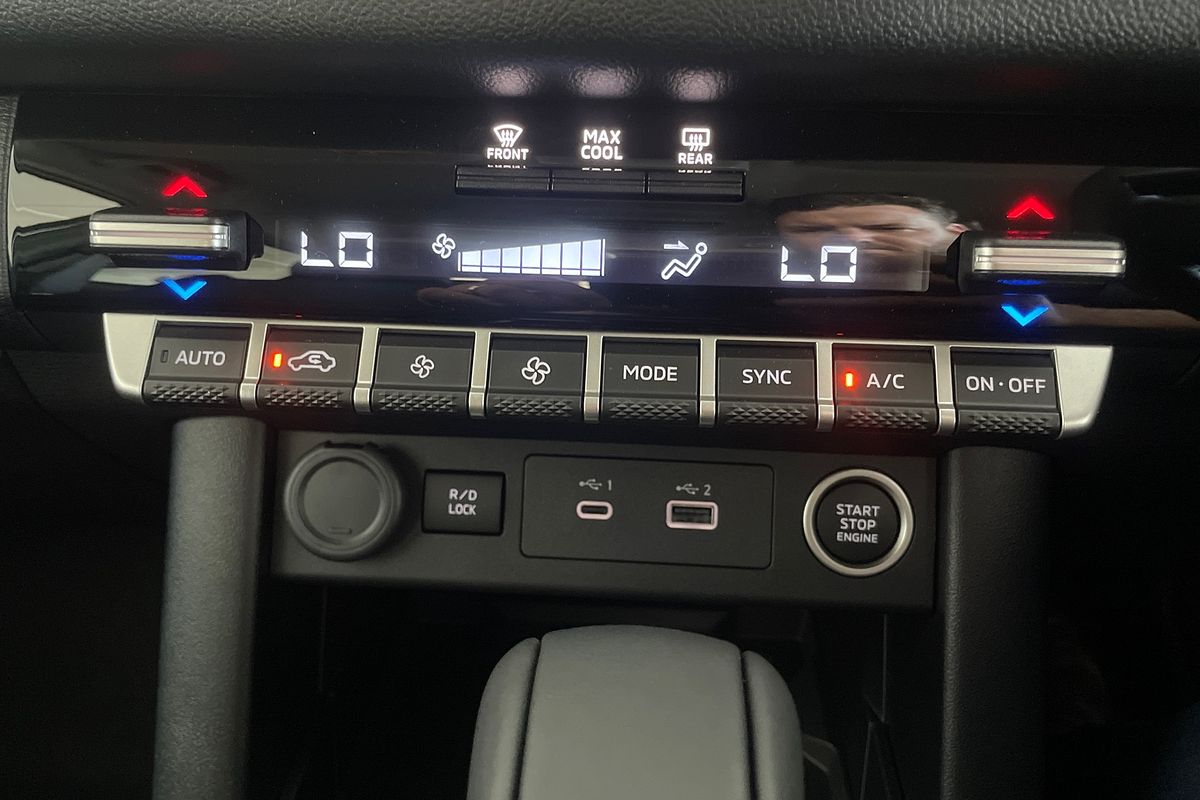 2024 Mitsubishi Triton GLS MV 4X4