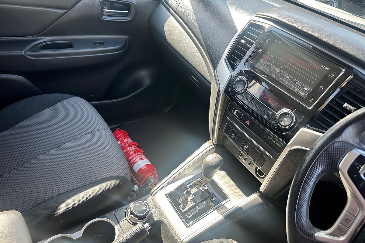 2021 Mitsubishi Triton GLS MR 4X4