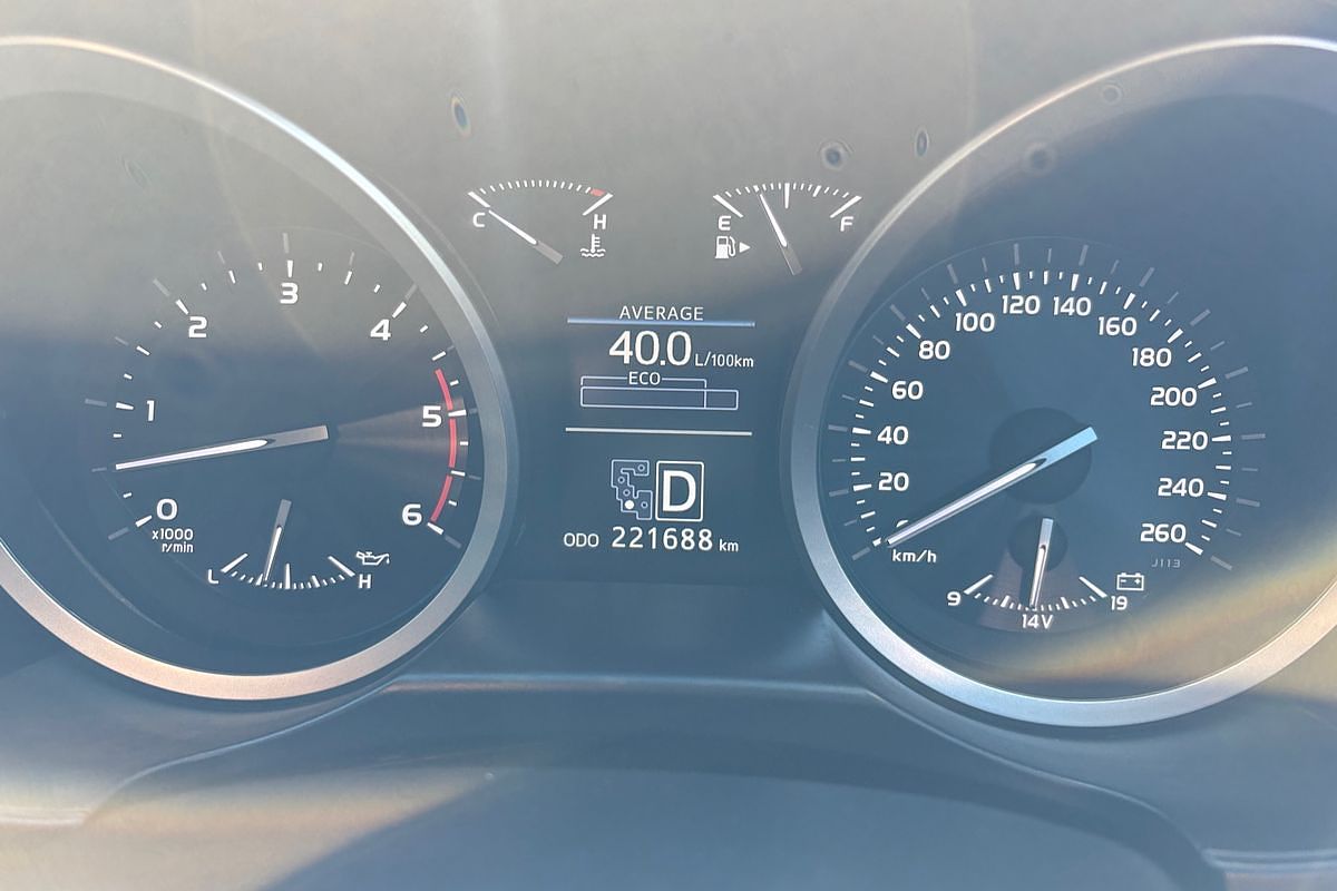 2012 Toyota Landcruiser Sahara VDJ200R