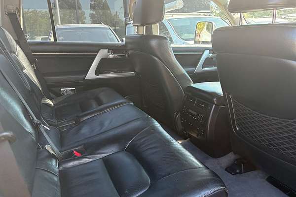 2012 Toyota Landcruiser Sahara VDJ200R