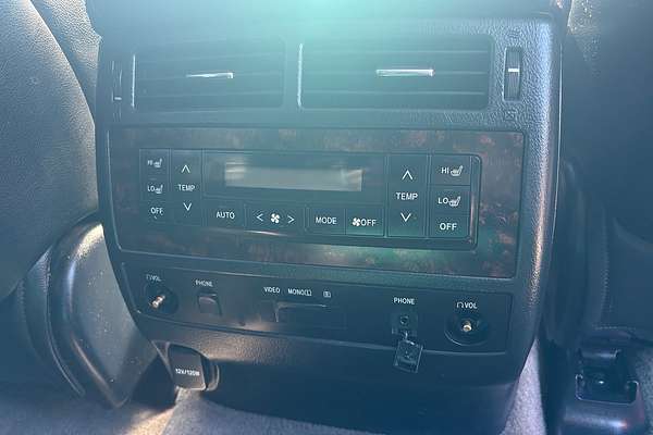 2012 Toyota Landcruiser Sahara VDJ200R