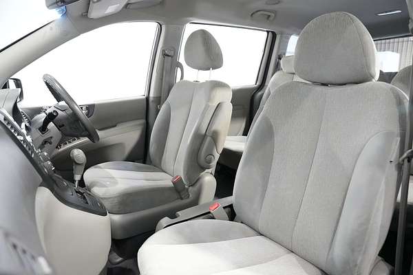 2012 Kia Grand Carnival Si VQ
