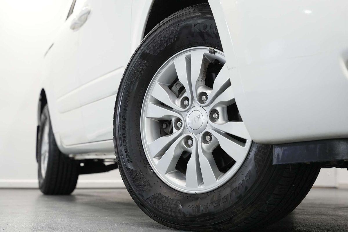 2012 Kia Grand Carnival Si VQ