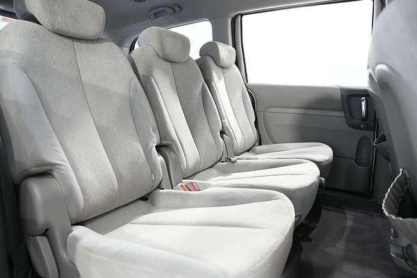 2012 Kia Grand Carnival Si VQ