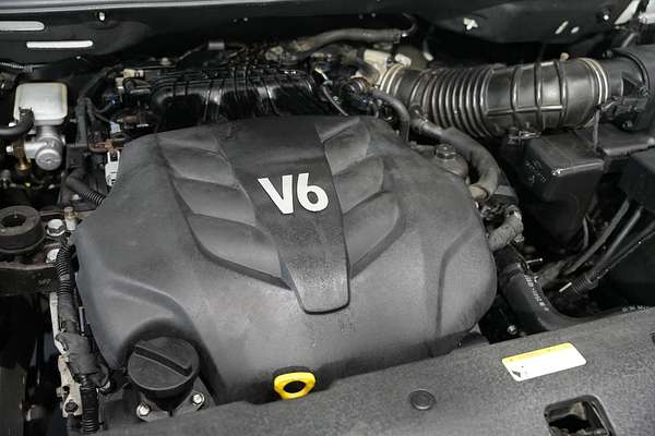 2012 Kia Grand Carnival Si VQ