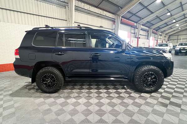 2015 Toyota Landcruiser GXL VDJ200R