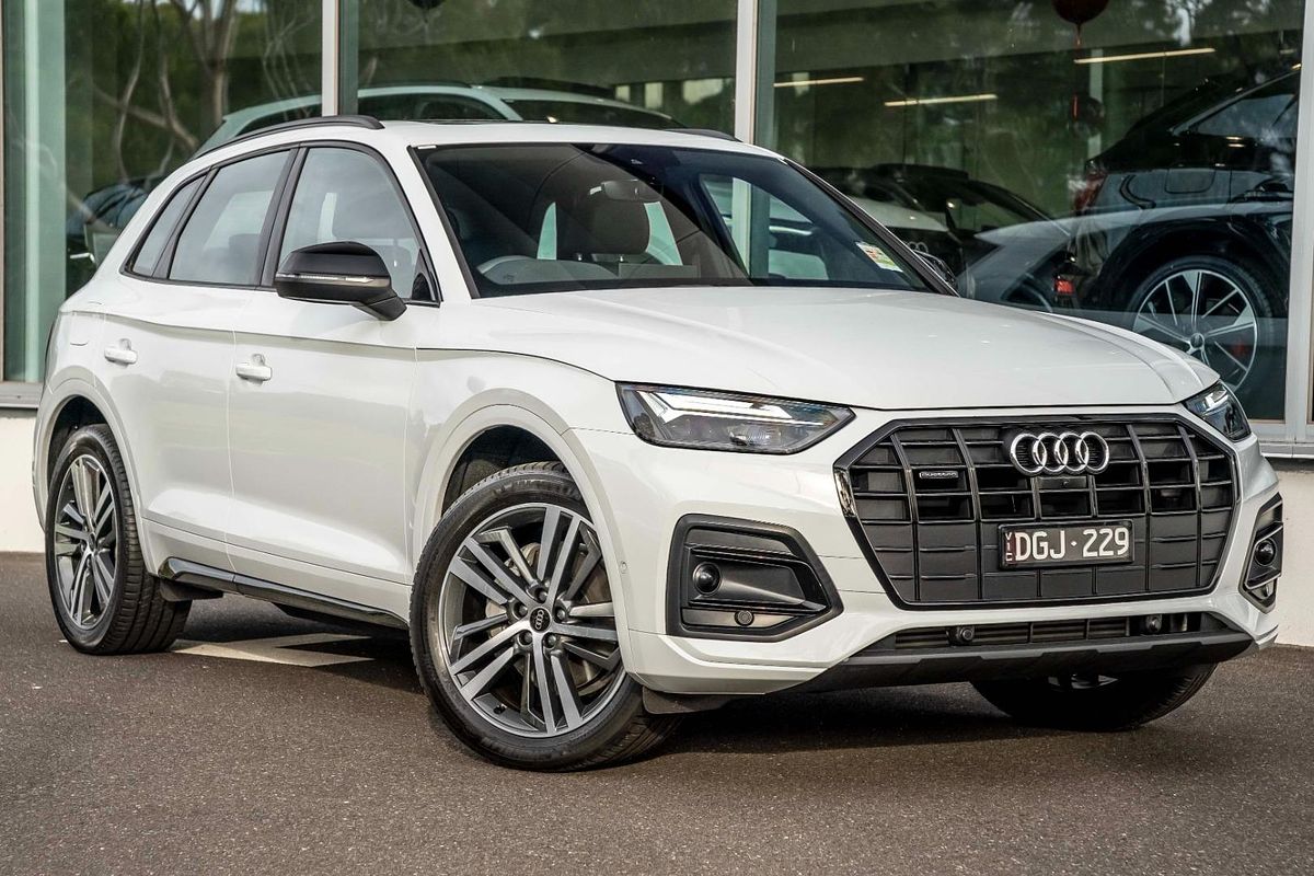 2024 Audi Q5 45 TFSI Sport FY