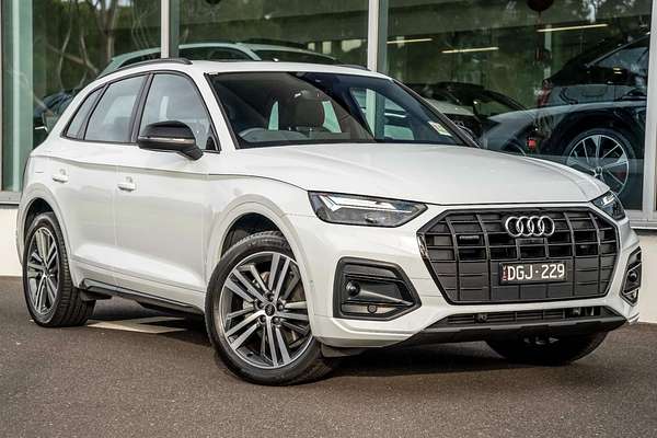 2024 Audi Q5 45 TFSI Sport FY