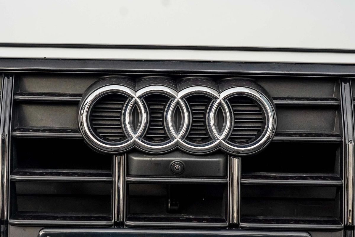 2024 Audi Q5 45 TFSI Sport FY