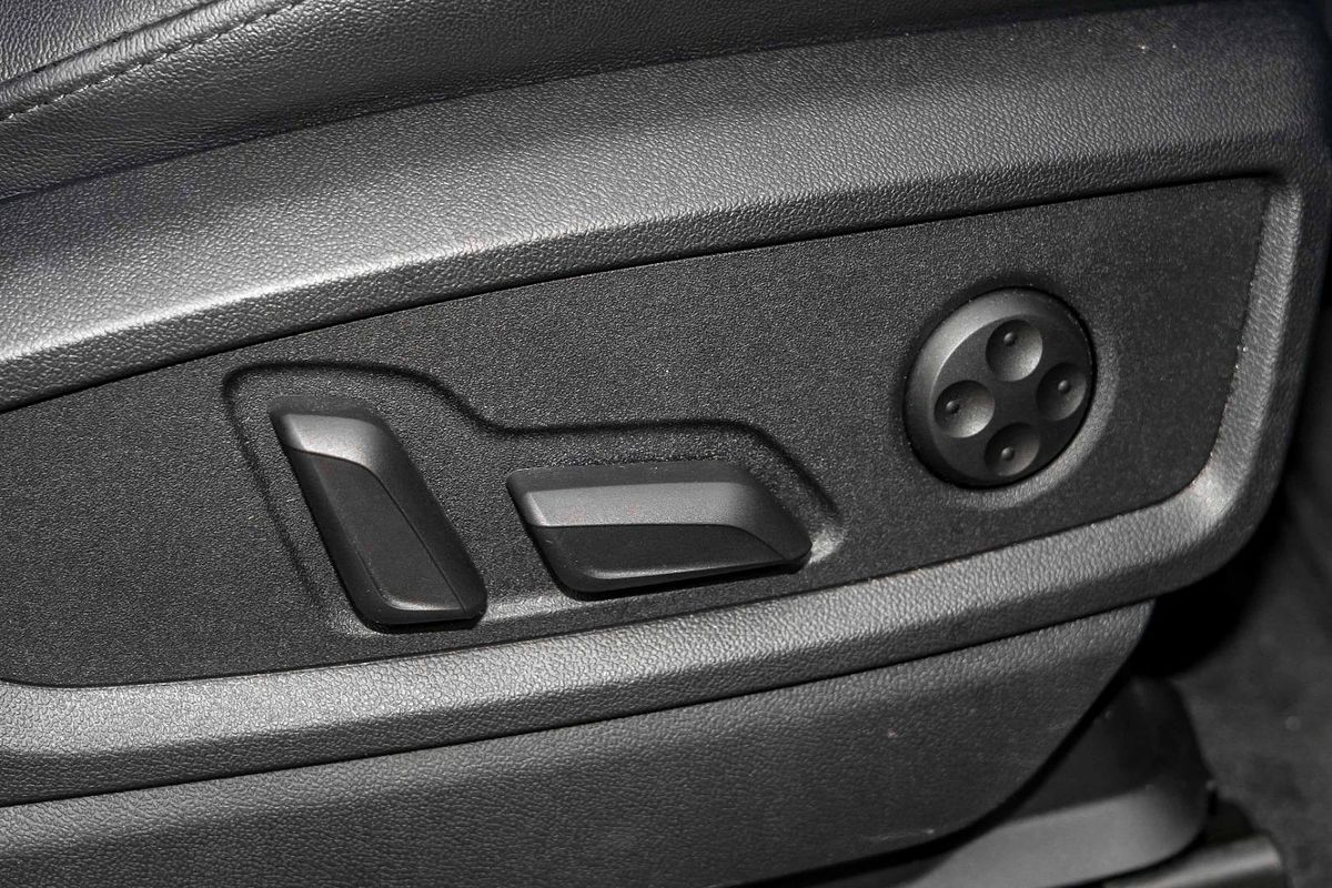 2024 Audi Q5 45 TFSI Sport FY
