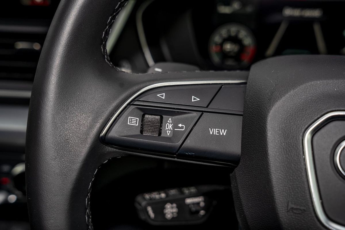 2024 Audi Q5 45 TFSI Sport FY