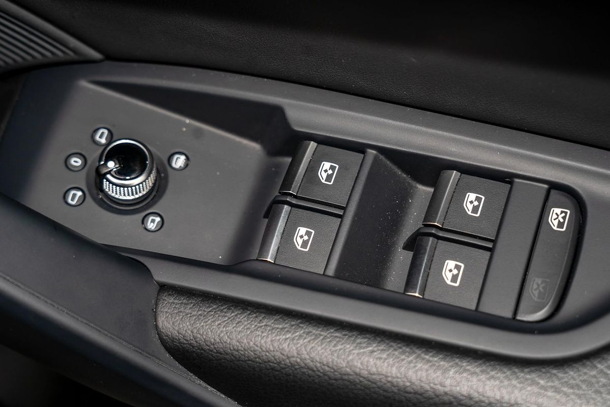 2024 Audi Q5 45 TFSI Sport FY