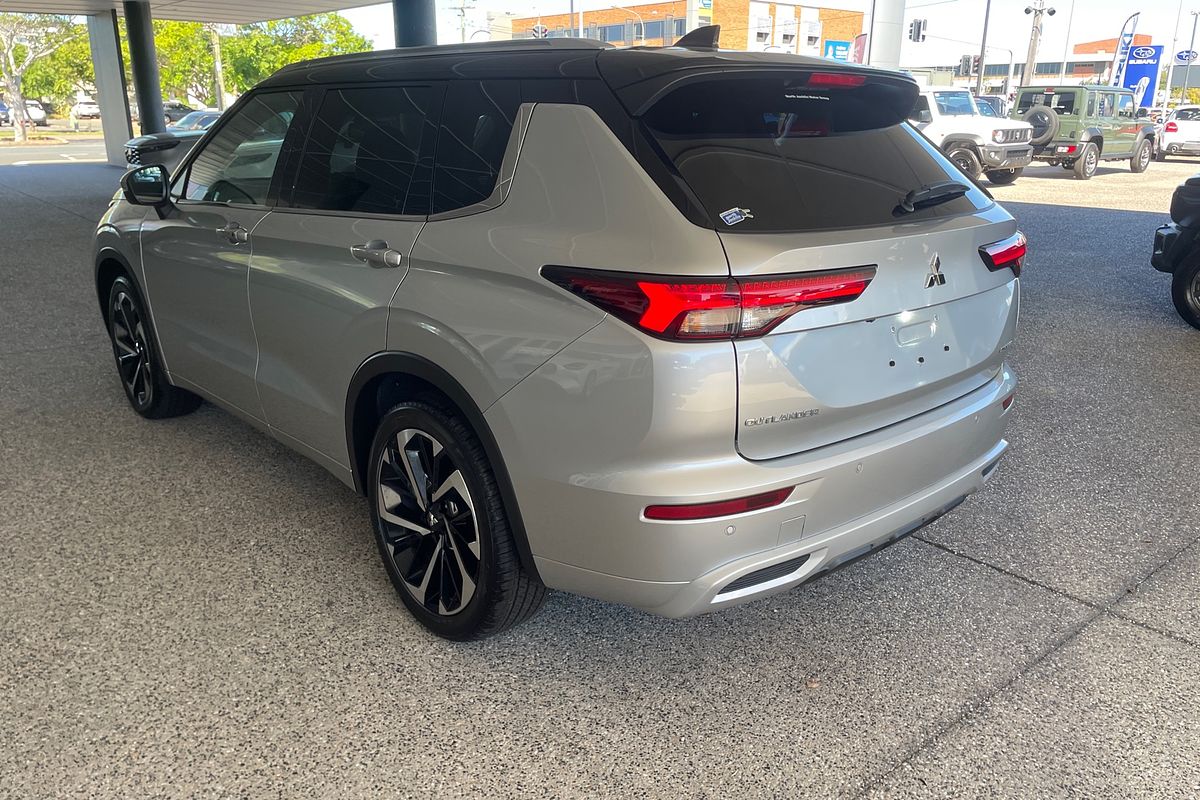 2024 Mitsubishi Outlander Exceed Tourer ZM