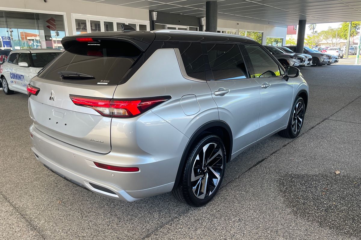 2024 Mitsubishi Outlander Exceed Tourer ZM