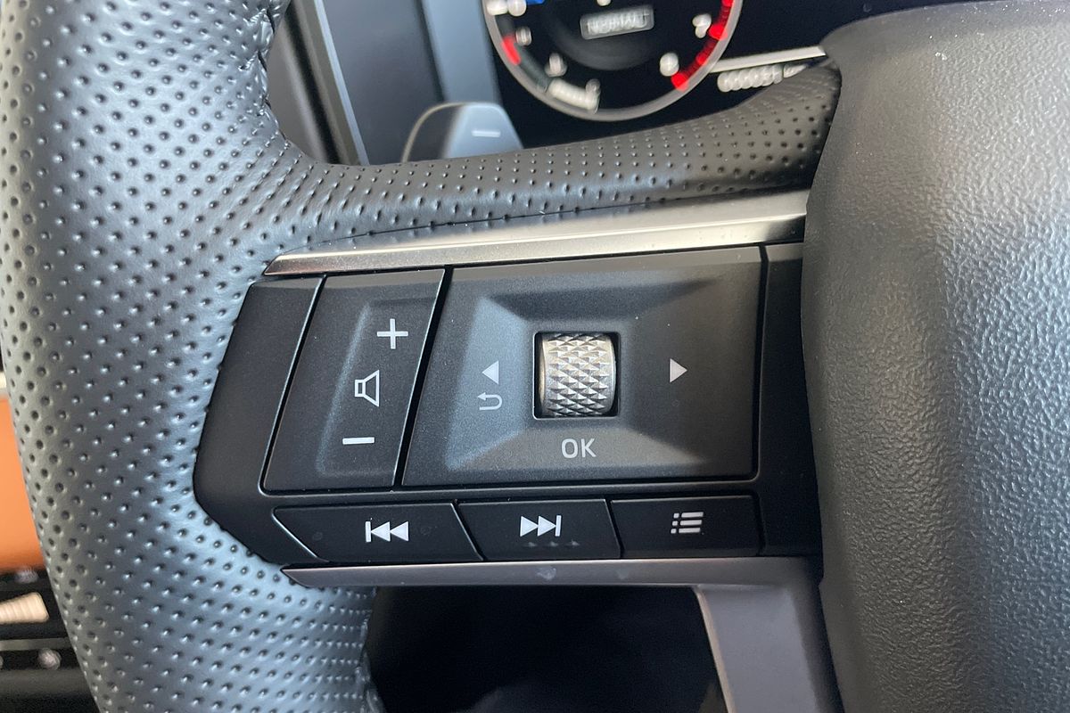2024 Mitsubishi Outlander Exceed Tourer ZM