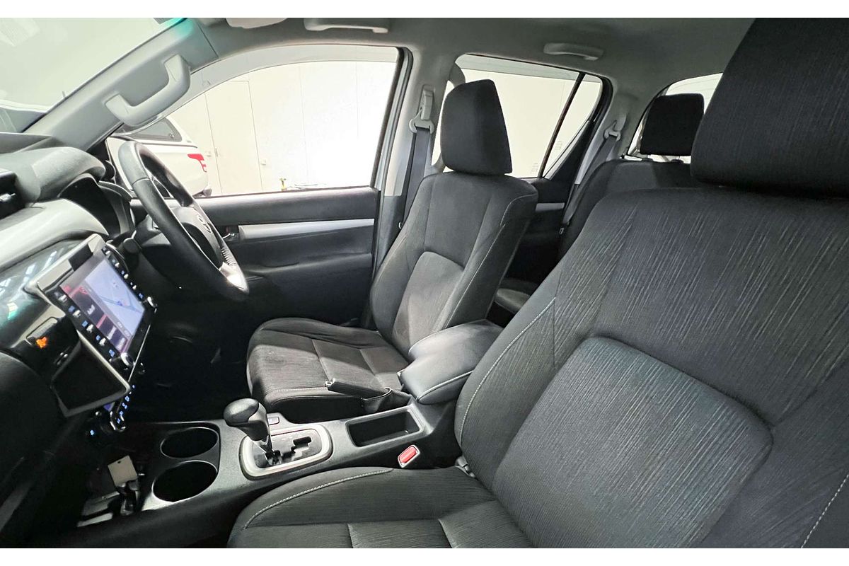 2021 Toyota Hilux SR5 GUN126R 4X4