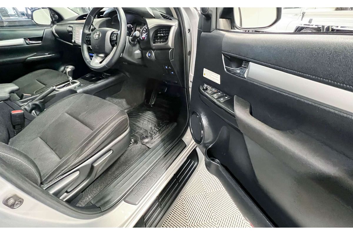 2021 Toyota Hilux SR5 GUN126R 4X4