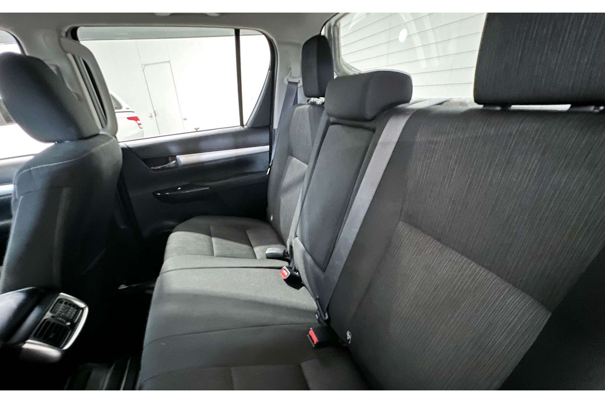 2021 Toyota Hilux SR5 GUN126R 4X4