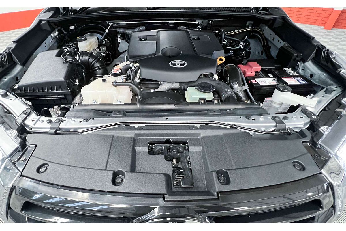 2021 Toyota Hilux SR5 GUN126R 4X4