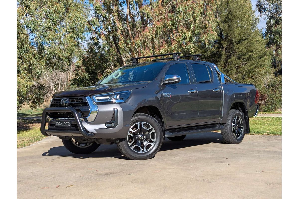 2023 Toyota Hilux SR5 GUN126R 4X4