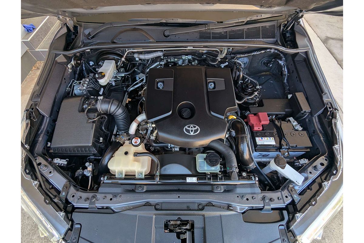 2023 Toyota Hilux SR5 GUN126R 4X4