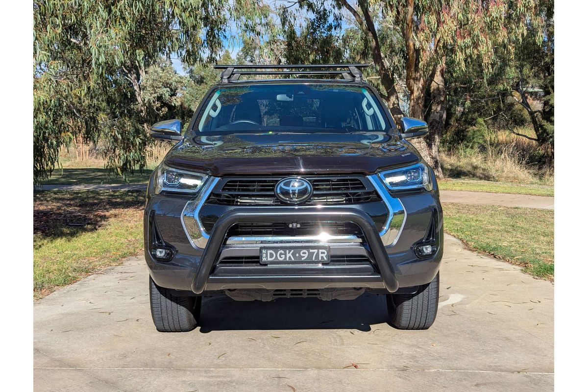 2023 Toyota Hilux SR5 GUN126R 4X4