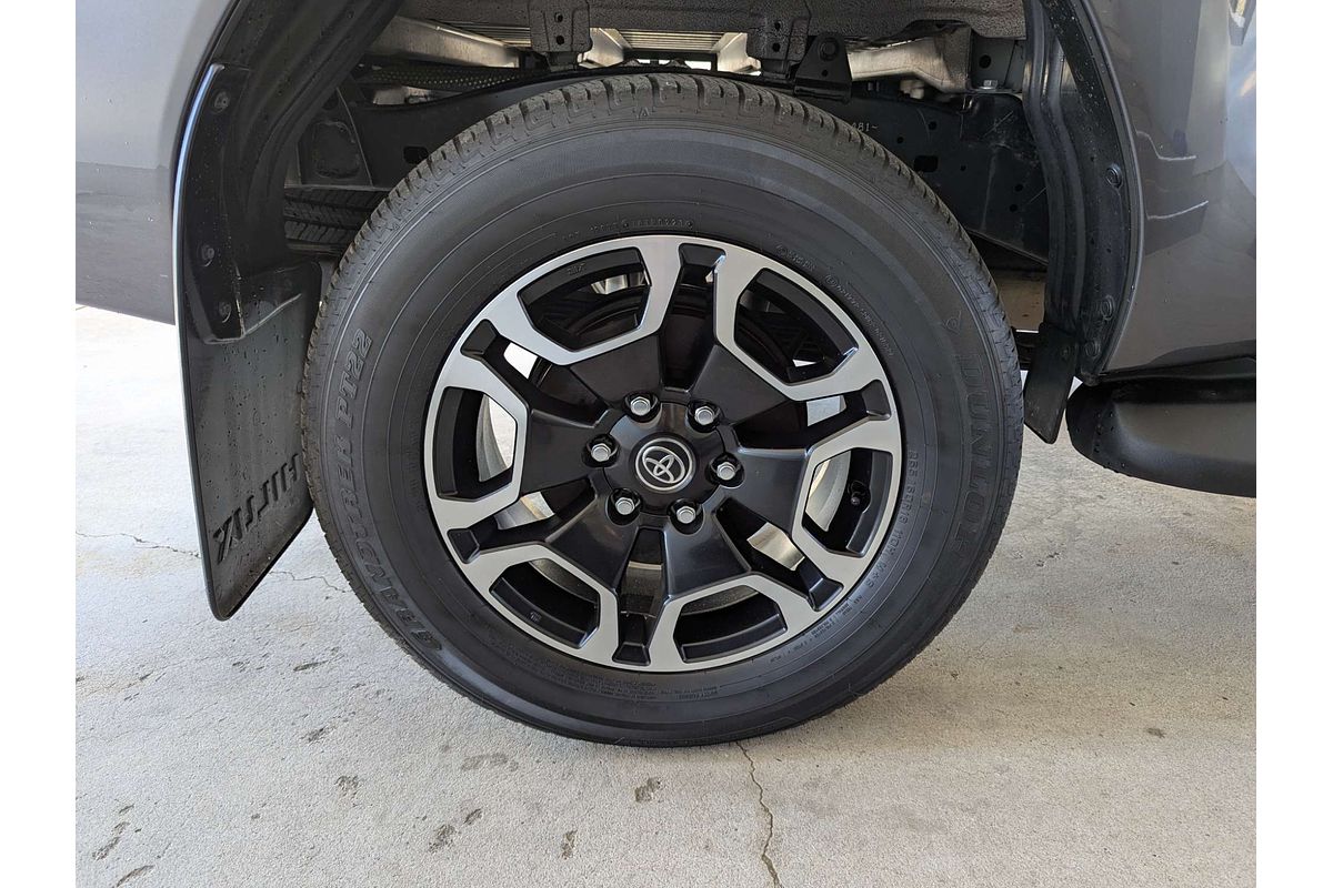 2023 Toyota Hilux SR5 GUN126R 4X4