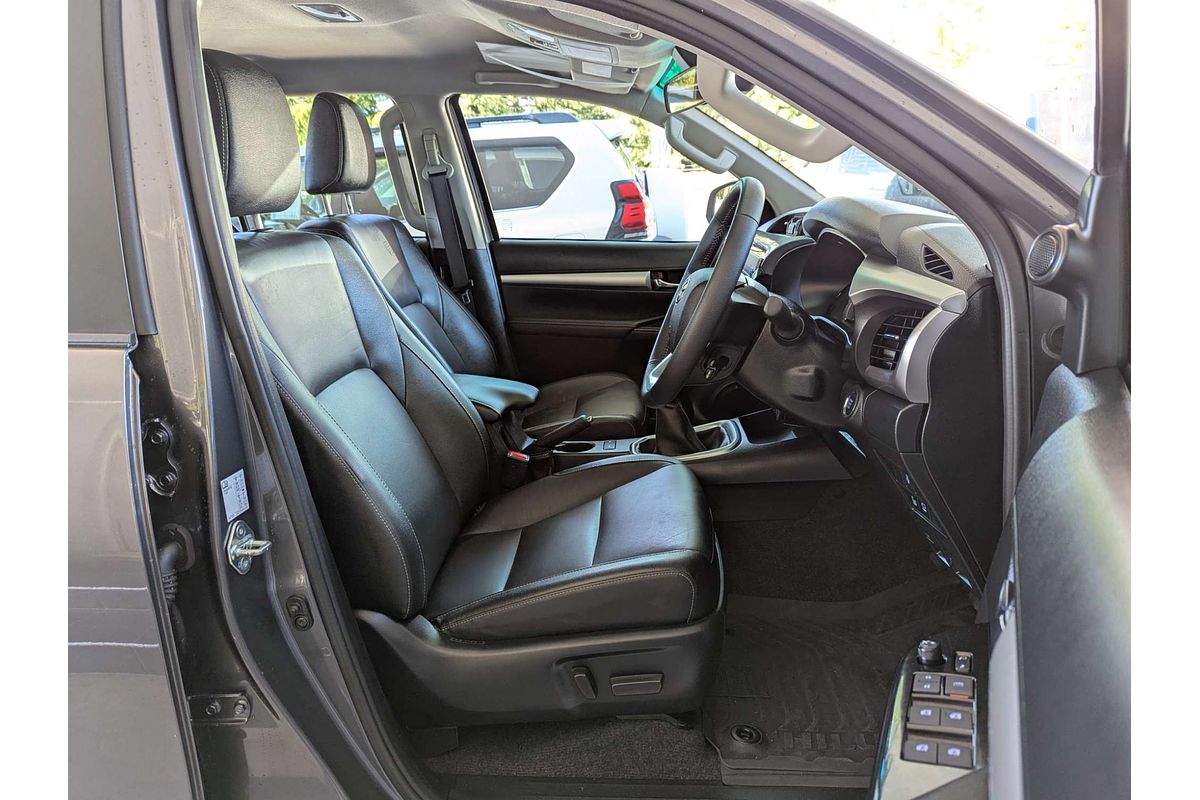 2023 Toyota Hilux SR5 GUN126R 4X4