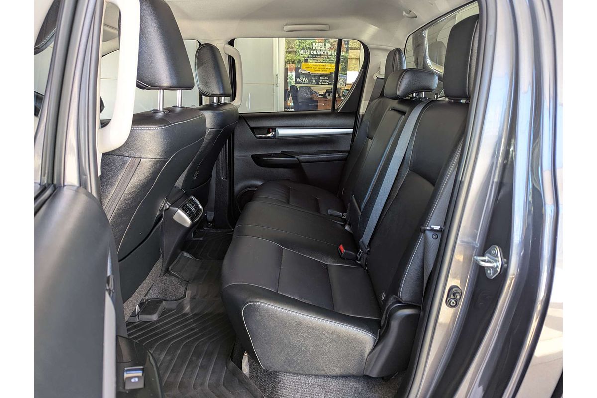 2023 Toyota Hilux SR5 GUN126R 4X4