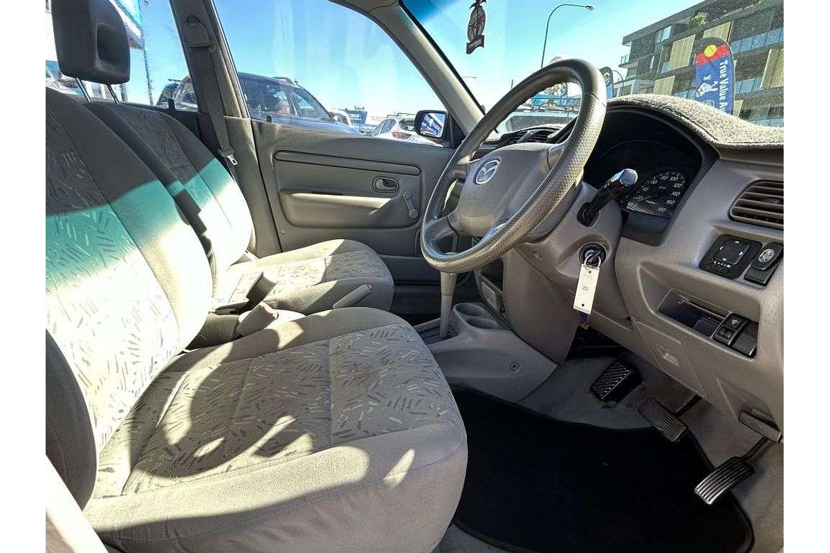2001 Mazda 121 Shades Metro DW Series 2
