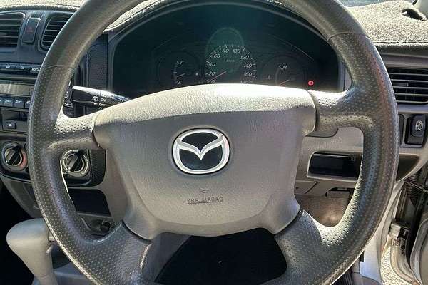 2001 Mazda 121 Shades Metro DW Series 2