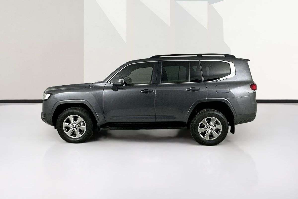 Vehicle photo 5