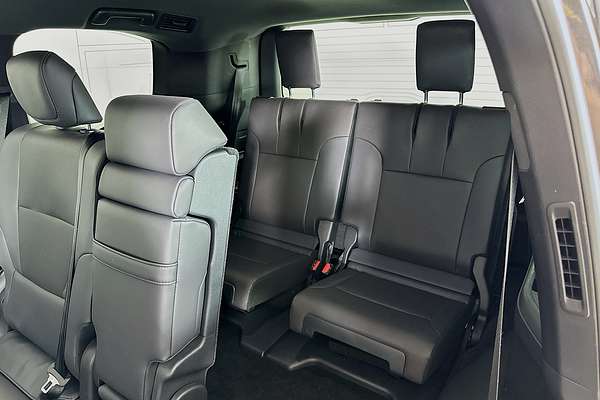 2024 Toyota Landcruiser LC300 VX (4x4) FJA300R
