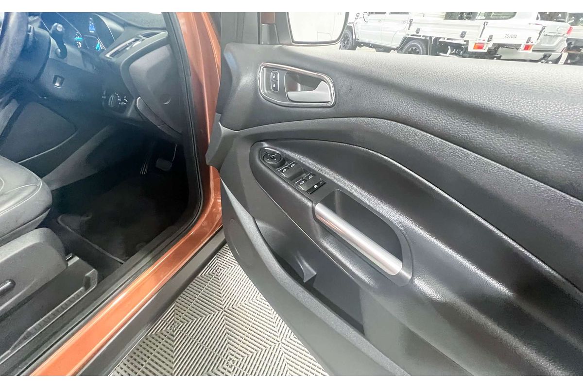 2017 Ford Escape Titanium ZG